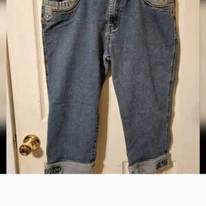Capri Jeans